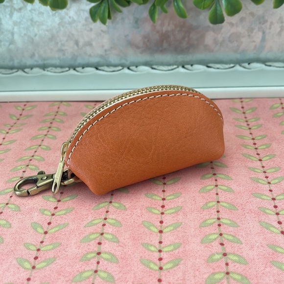 Portland Leather Satuma Mini Taco Keychain - Picture 2 of 5